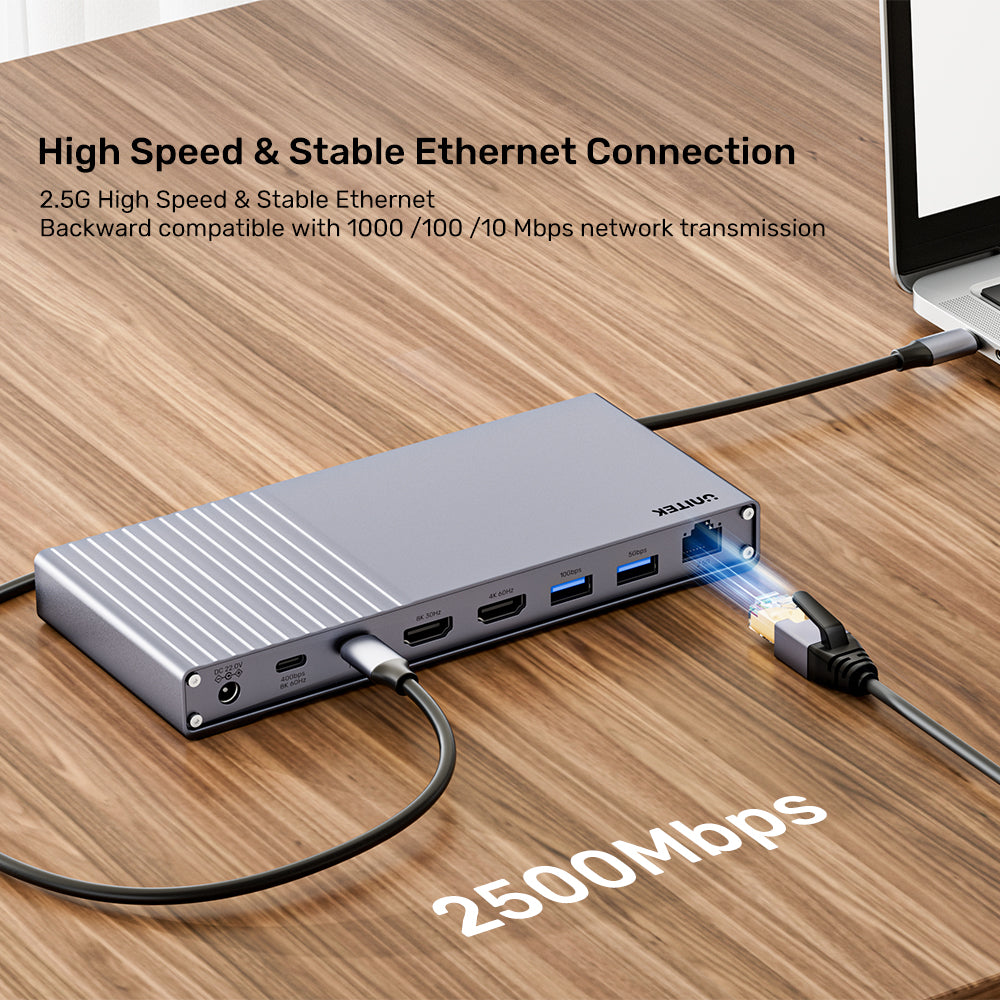 三螢幕 USB4 40Gbps 擴充基座