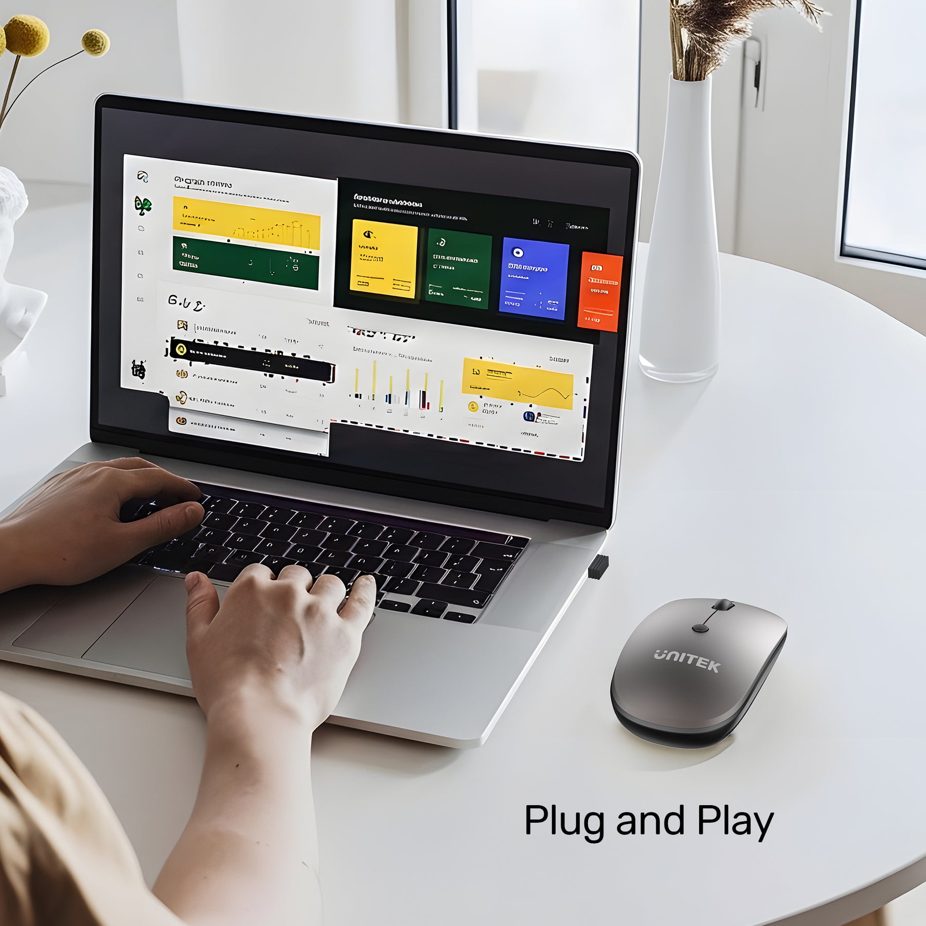 SlimTrack 2.4GHz 無線光學滑鼠