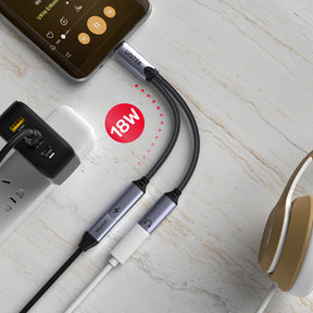 USB-C Splitter 2-in-1 USB C Headphone & Charge Adapter